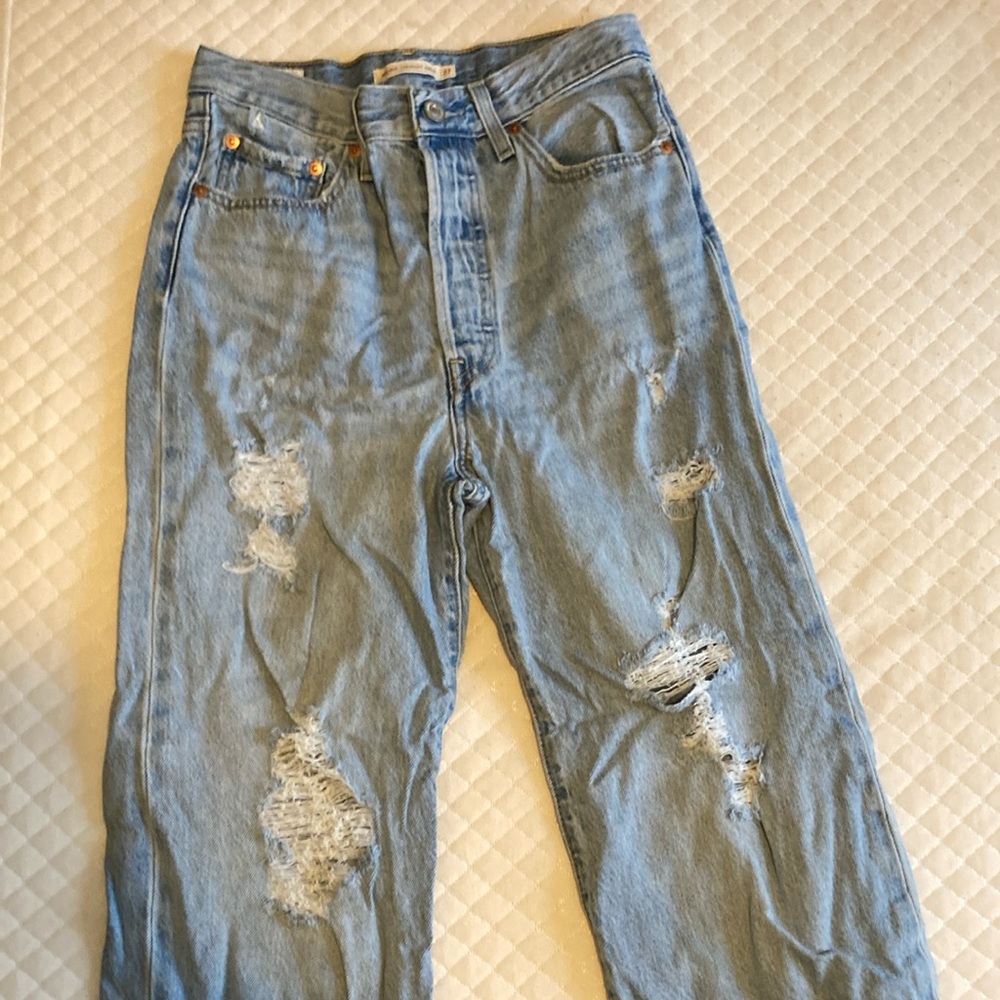 Levi’s Ribcage Straight Ankle Jeans